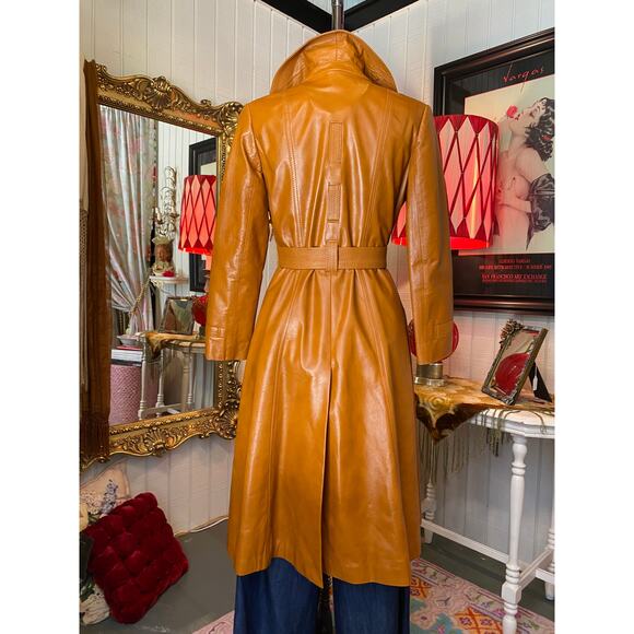vintage 1970s leather trench coat 70s tie waist mod basketweave butterfly collar - Picture 9 of 12